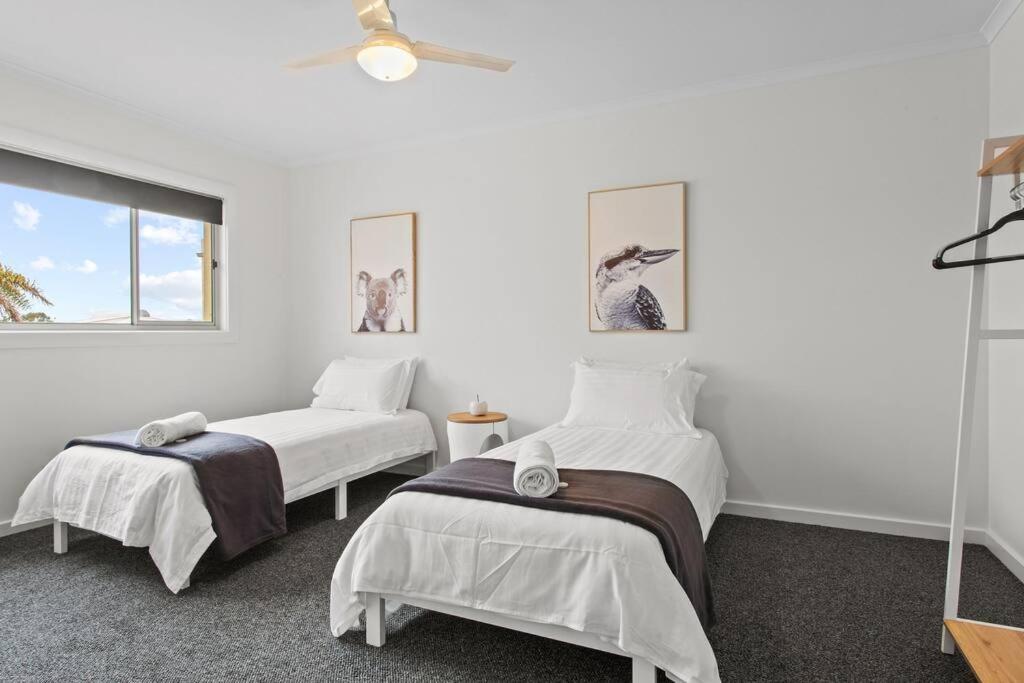 Waterfront Townhouse - Picturesque Marina Views Port Lincoln Exterior foto