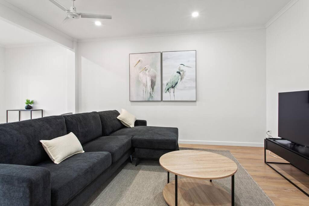 Waterfront Townhouse - Picturesque Marina Views Port Lincoln Exterior foto